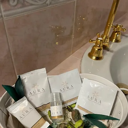 Loft Albinelli Wi-fi E Parcheggio Gratis In Centro Appartamento *