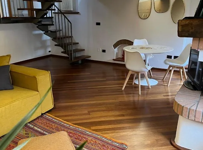 아파트 Loft Albinelli Wi-fi E Parcheggio Gratis In Centro 모데나