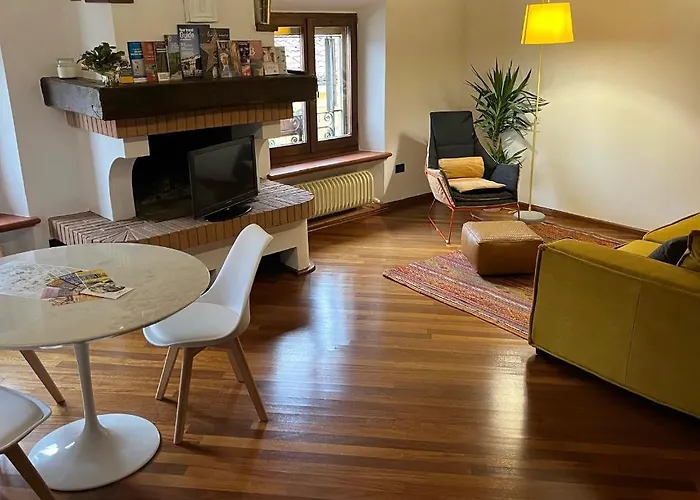 Loft Albinelli Wi-fi E Parcheggio Gratis In Centro * Модена